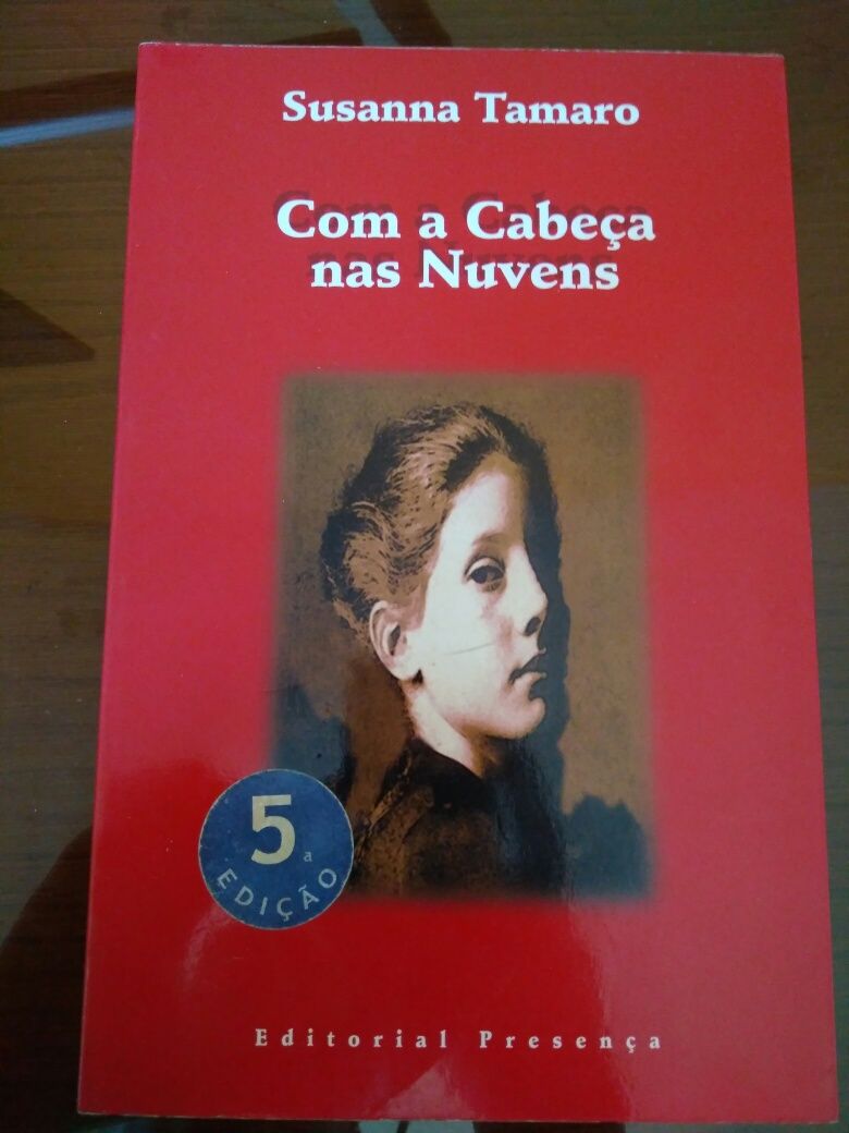 Com a cabeça nas nuvens - Susanna Tamaro