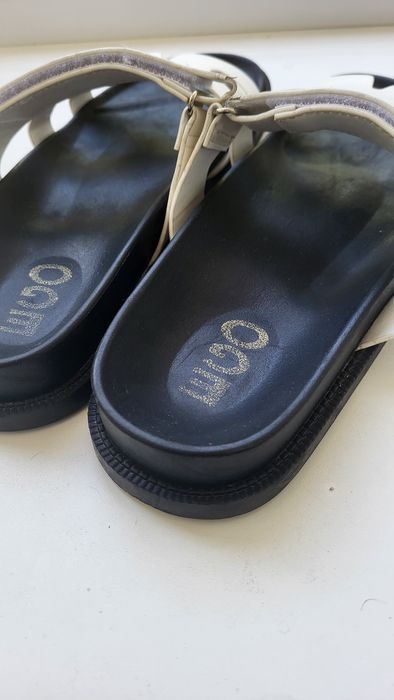 Шлепки       .            .