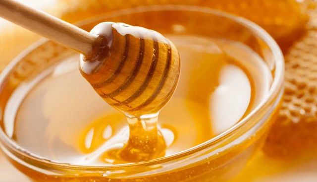 Свежий мед с лучших полей, разнотравье, подсолнух, сотовый мед