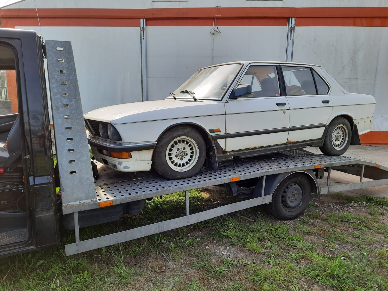 Karoseria E28 Bmw