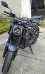 Vendo CB 650 R 2023 + extras