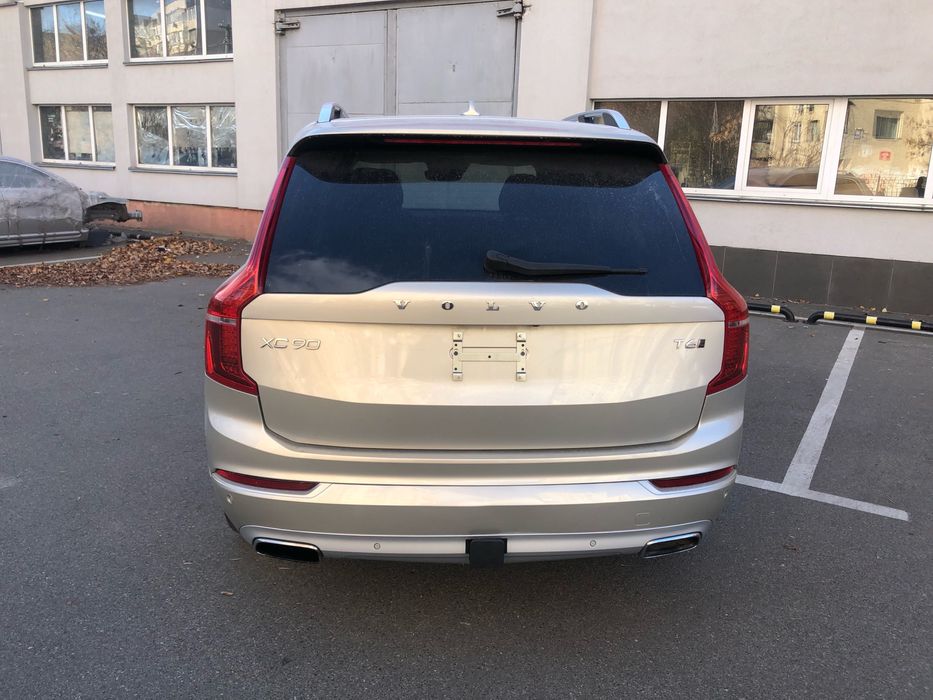 Volvo xc90 T6 2016