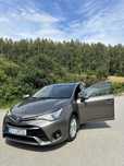 Toyota Avensis 1.8 benzyna+LPG automat 2016 Bogata wersja