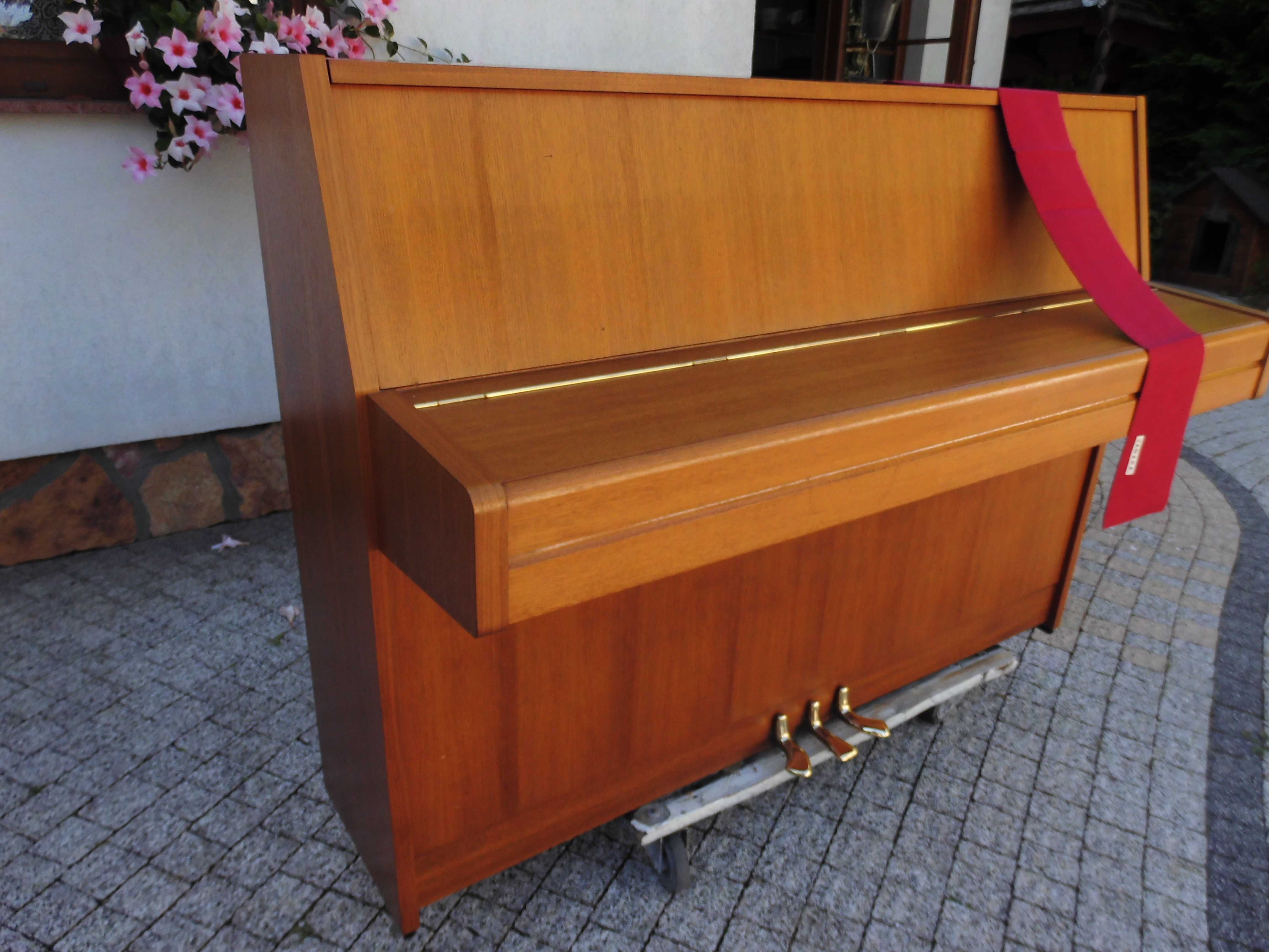 Pianino Japońskie Yamahy C nastrojone na gotowo transport