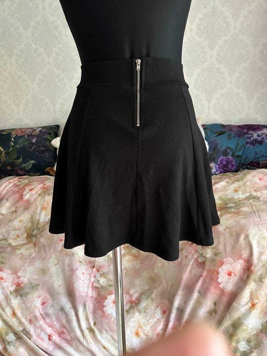 spódniczka mini na zamek h&m klasyczna basic retro