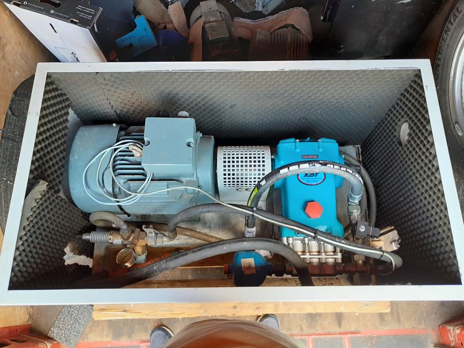 Pompa wodna ciśnieniowa Cat Pumps model 2530, silnik 11kw