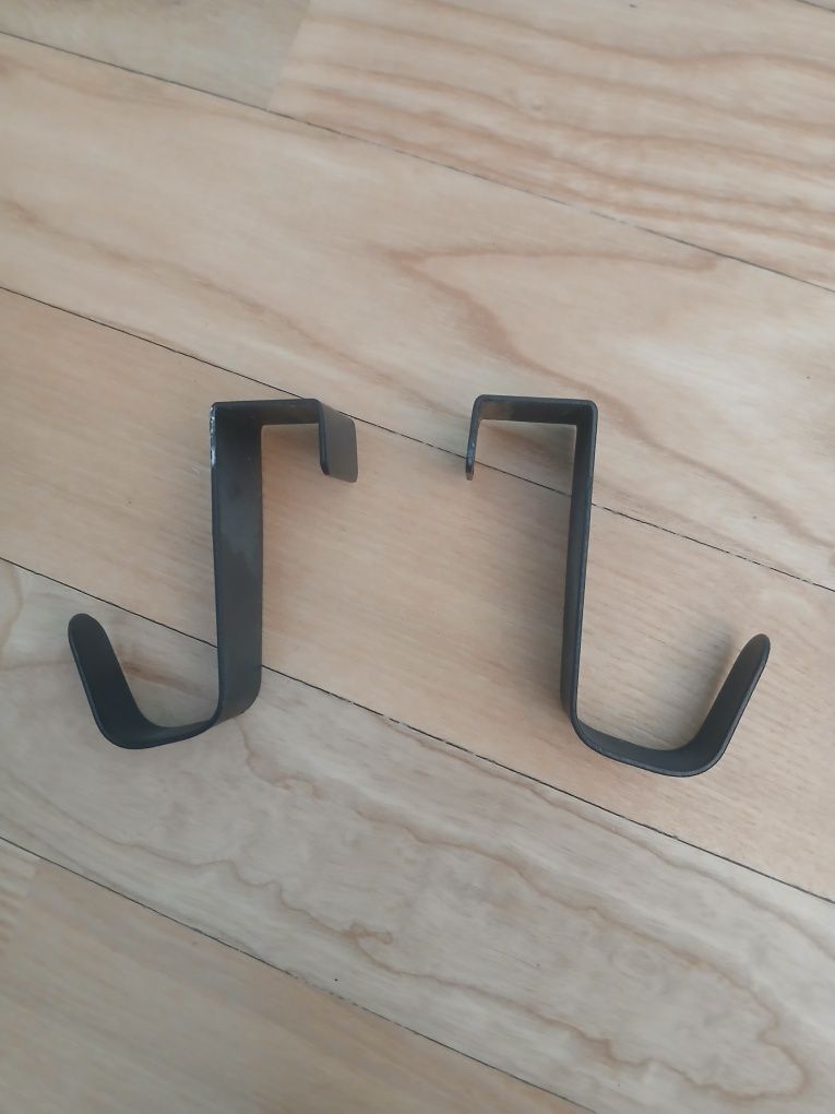 Haczyki uchwyty metalowe czarne na prysznic