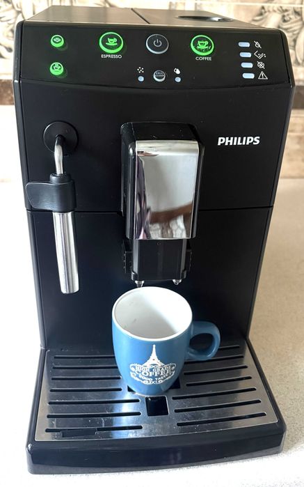 Кофеварка Saeco Minuto з капучінатором кофемашина кавоварка 2016рік