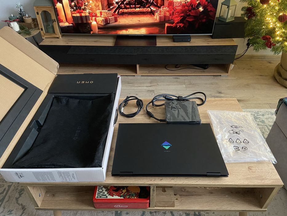 Praktycznie NIEUŻYWANY gaming Laptop HP OMEN 17 cali RTX 3070 INTEL i7