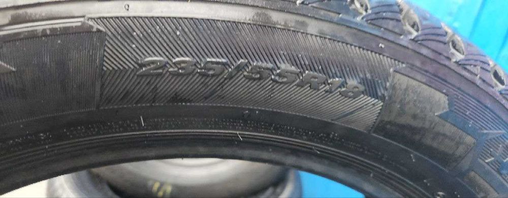 GoAuto зима шини Nexen 235 55 r18 21рік купити Київ