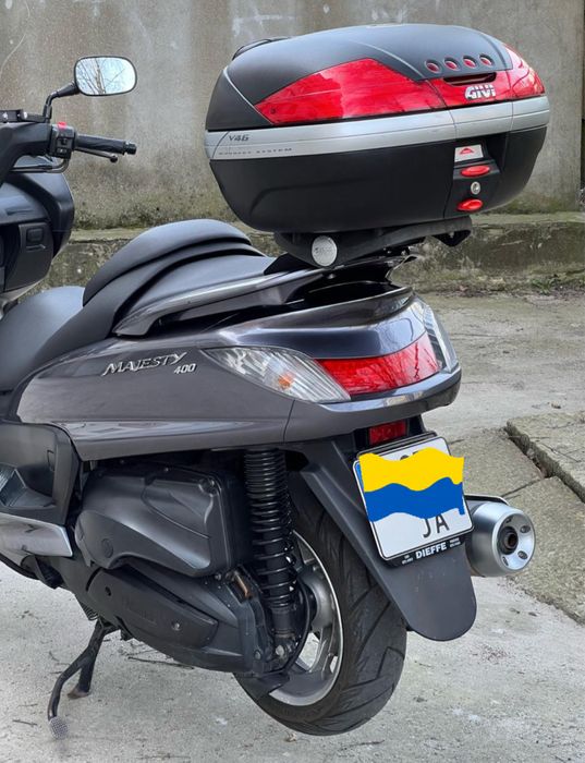 Yamaha Majesty 400 Ямаха Маджести максі скутер