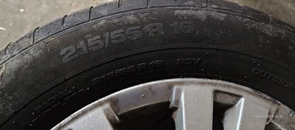 Felgi '16 z oponami 215 55 R16