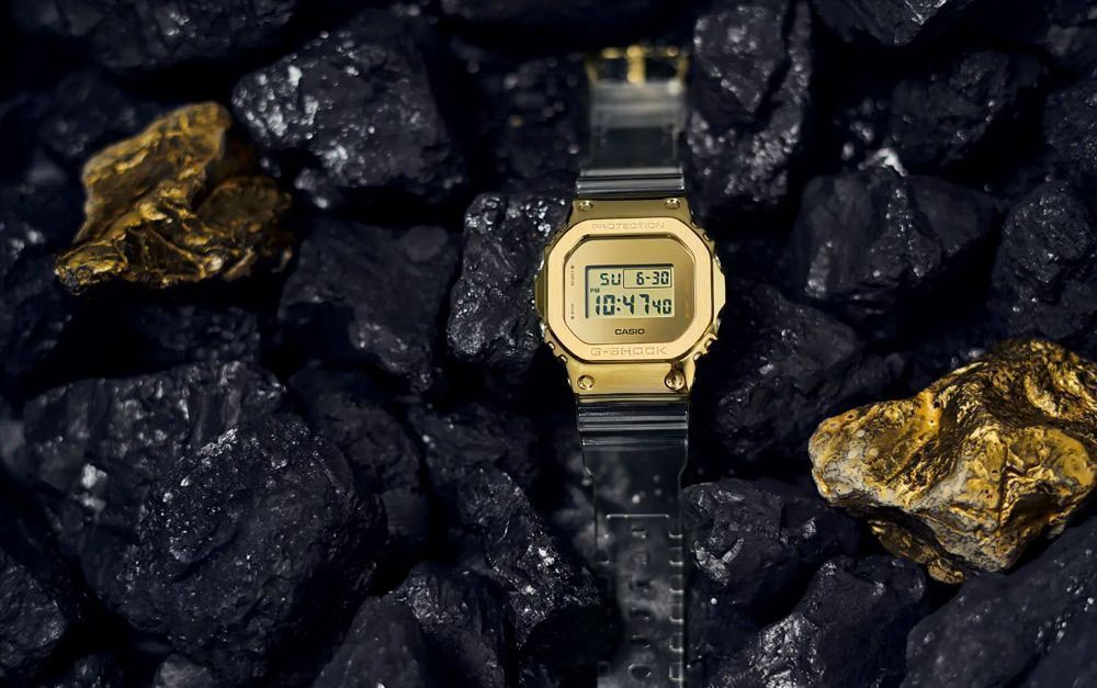 Часы Casio GM-5600SG-9E! Оригинал! Фирменная гарантия 2 года!