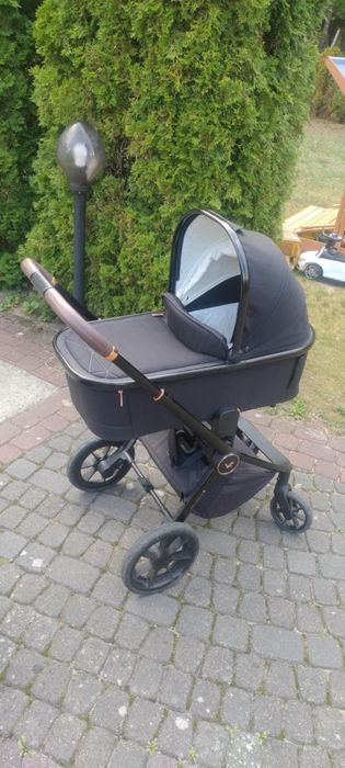 Sprzedam wózek dziecięcy  Muuvo Quick 2w1