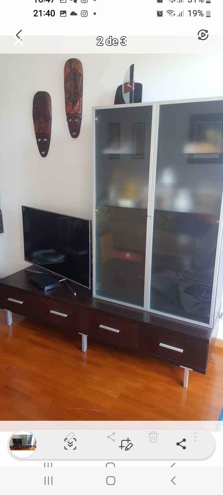 Móvel e mesa apoio sala