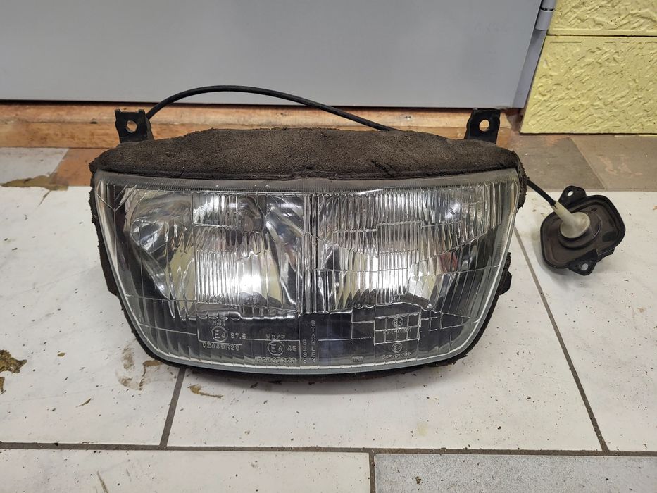 Lampa reflektor st 1100 paneuropean