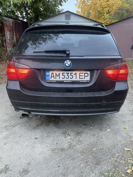 Продаю BMW 320 D e91