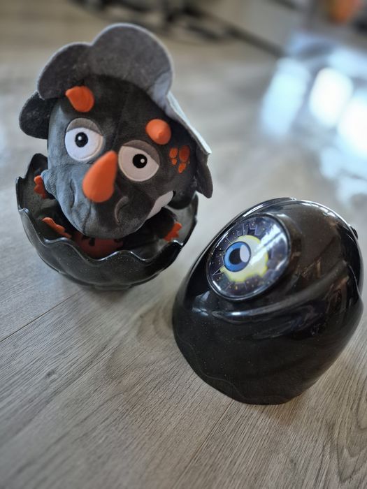 Maskotka w jajku dinozaur z dźwiękiem