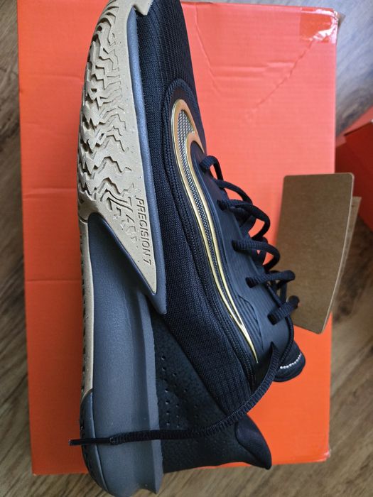 Nike Precision 7 rozmiar 44 buty do koszykówki