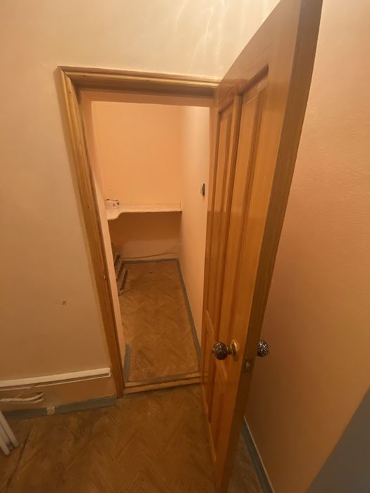 Продам нежитлове приміщення р-н ж/д