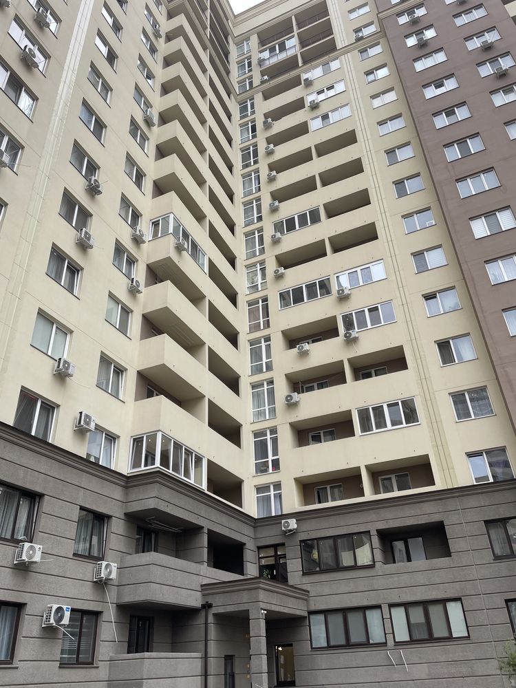 Срочная продажа! 2ком в ЖК «Одесские Традиции». Низкий этаж.