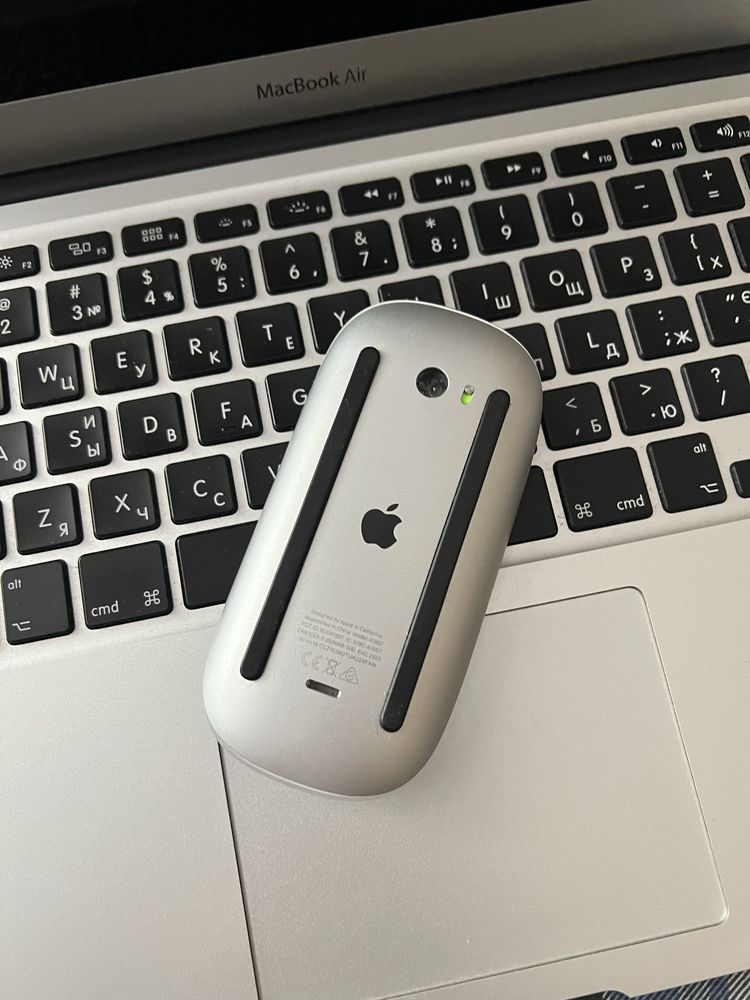 Magic Mouse 2 White model Model: A1657