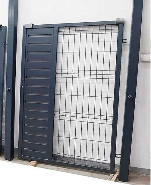 Furtka panelowo palisadowa 970x1500/1700. Komplet