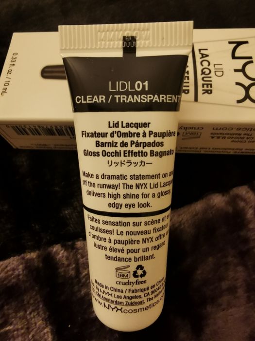 Vende-se da conceituada marca NYX Cosmetics, Fixador de sombras, novo