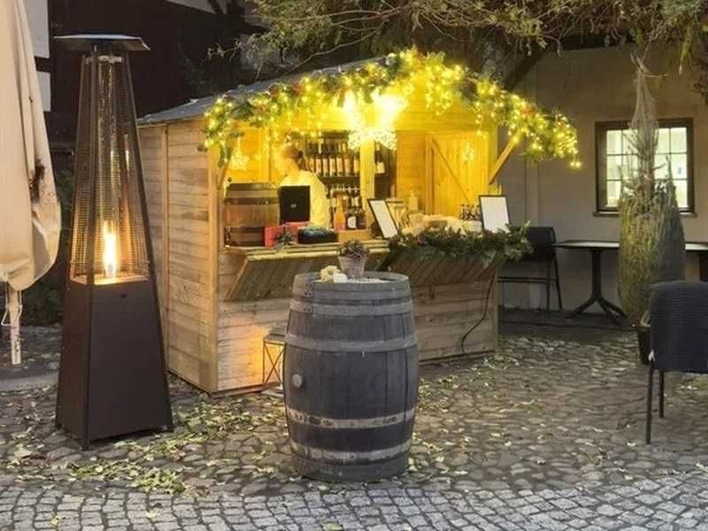 Stragan na jarmarki, festyny, kram , kiosk handlowy