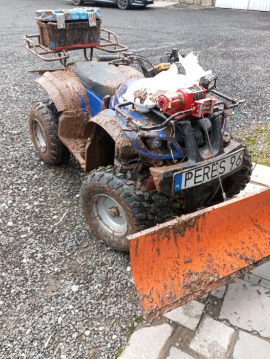 Quad hummer 200 z pługiem wciągarka i hakiem