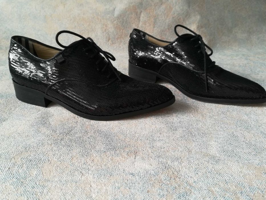 Туфлі з паєтками,туфлі зі шнурками,броги в паєтки,туфлі закриті шнурки