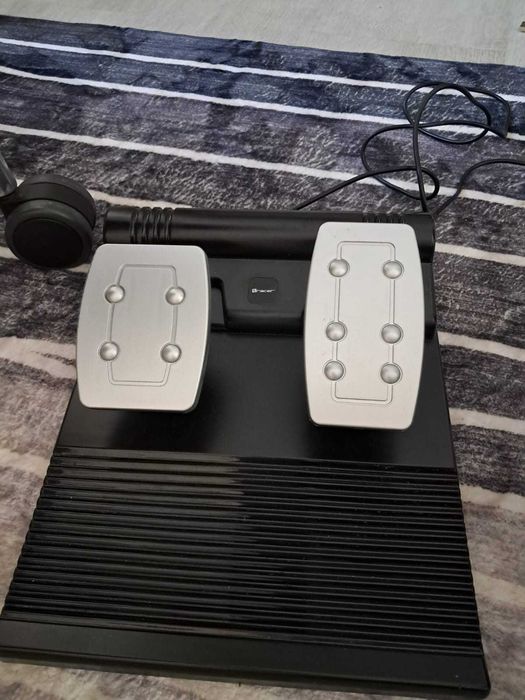Kierownica Tracer Roadster 4w1 z pedałami do PS4, PS3, Xbox One, PC