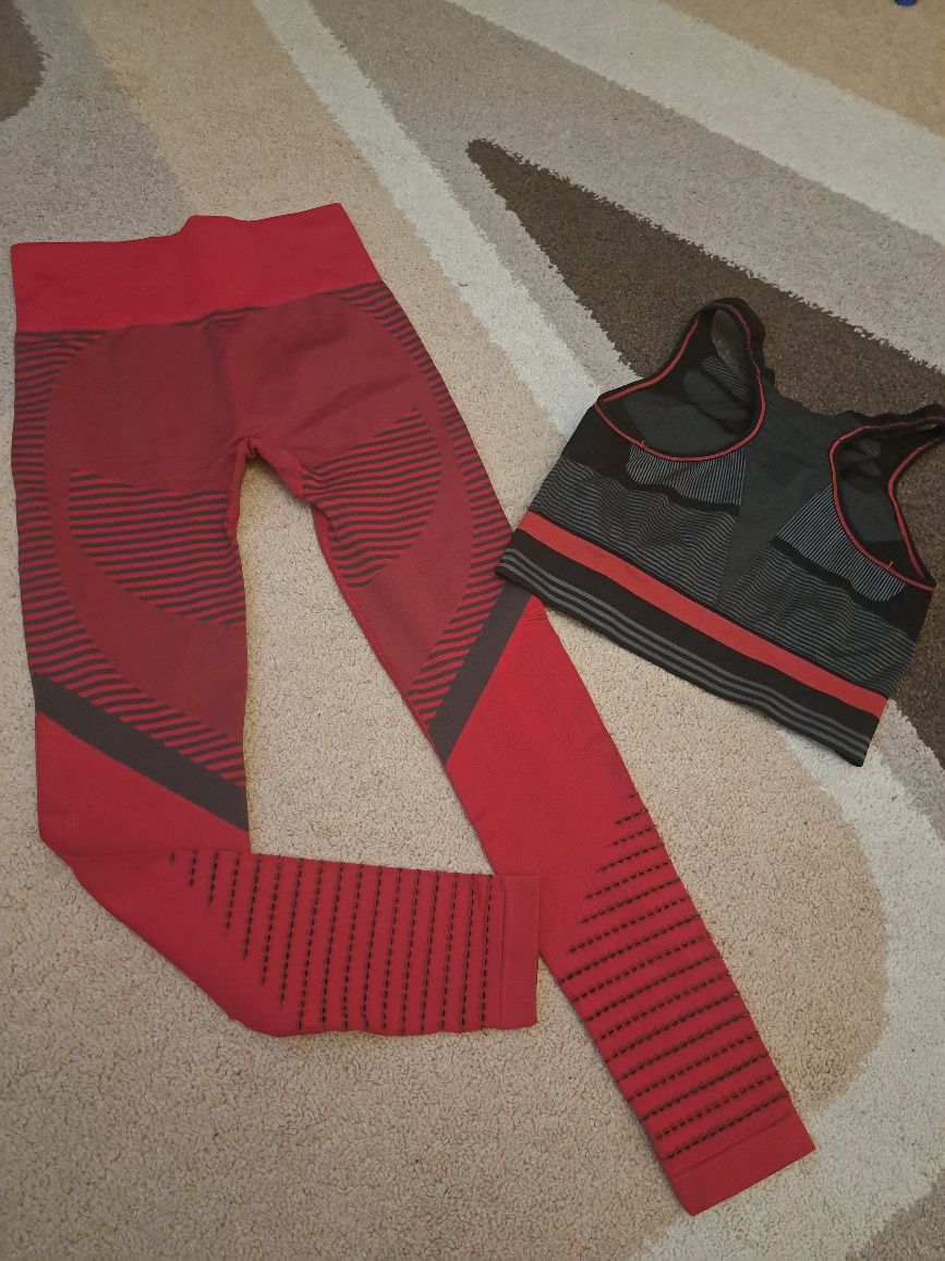 Zestaw sportowy, set,  komplet sportowy legginsy i top rozmiar S/M