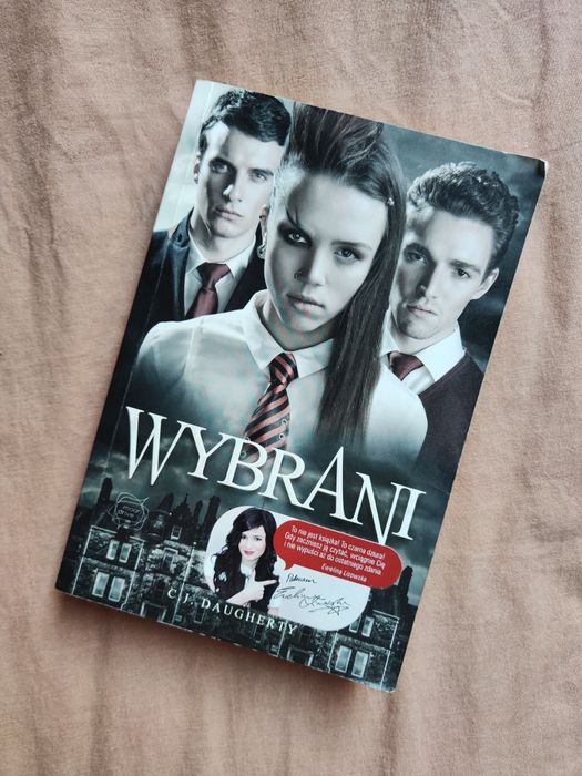 Książka młodzieżowa Wybrani - C.J Daugherty
