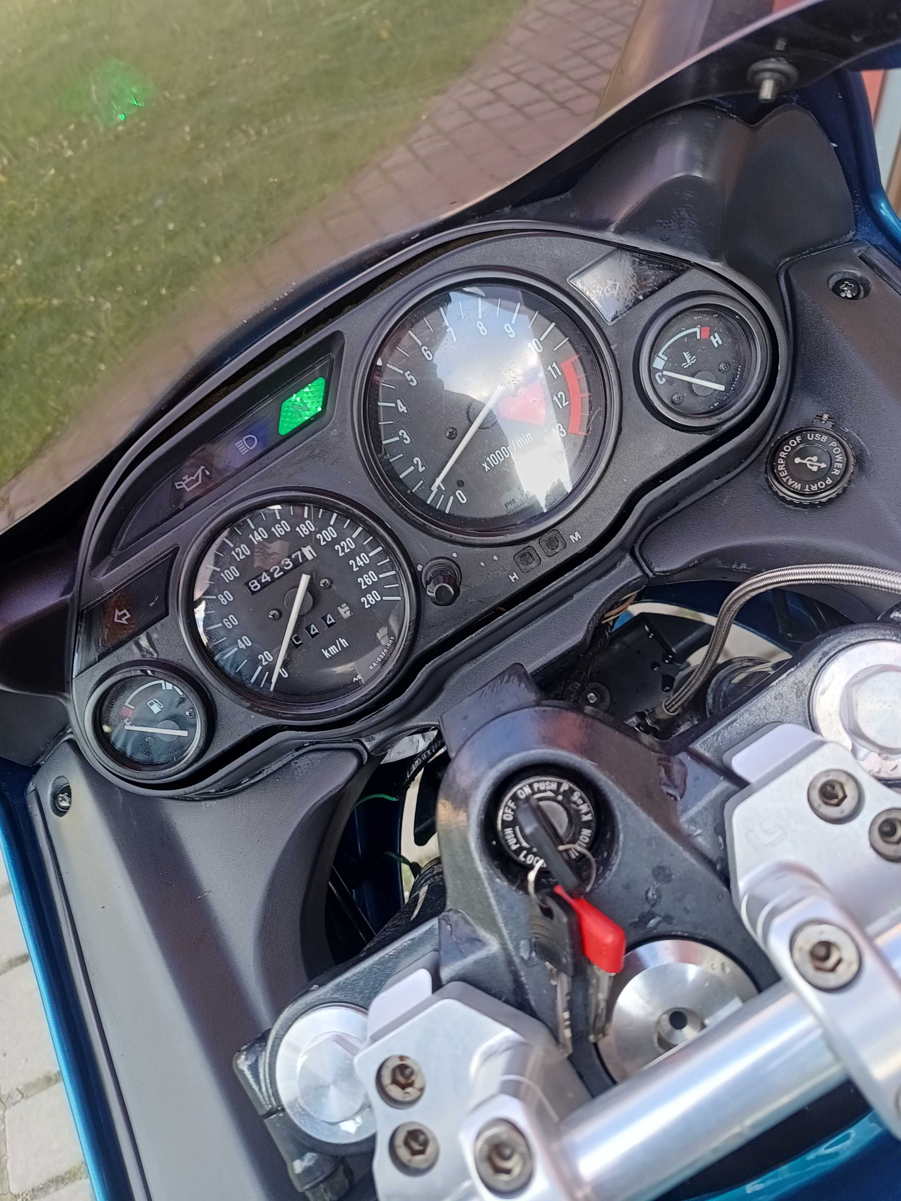 Piękny Kawasaki Gpz 1100 z Niemiec , kufry MOTOCYKLE ŻURAWICE