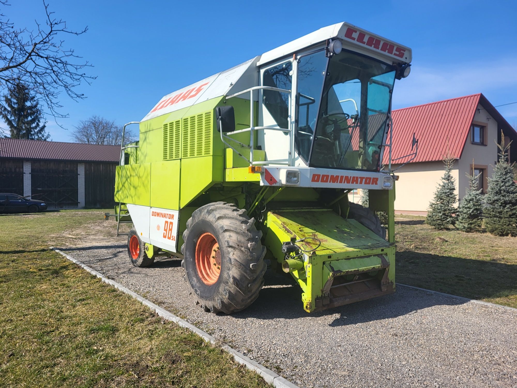 Claas Dominator 98 sl
