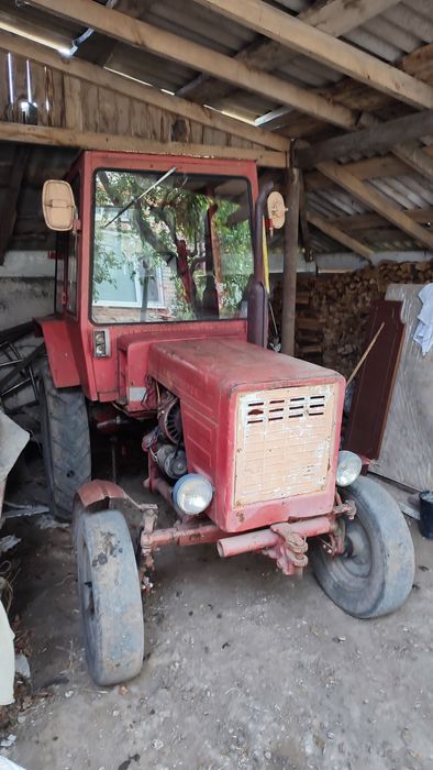 Трактор Т 25 в доброму стані.