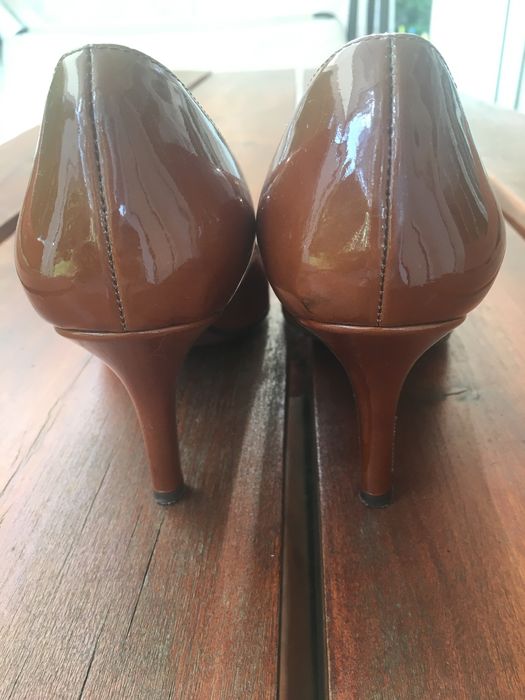 Lella Baldi oryginalne włoskie skóra lakierowana r.40 made in Italy