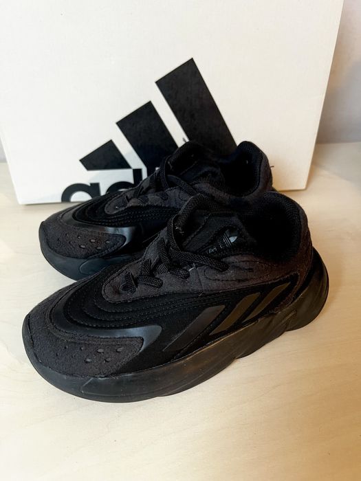 Дитячі кросівки Adidas