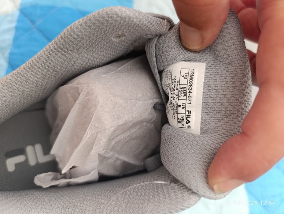 Tênis Fila 39,5 novos