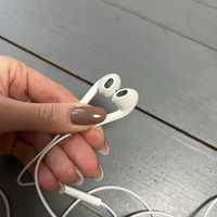 Apple EarPods with Lightning Connector