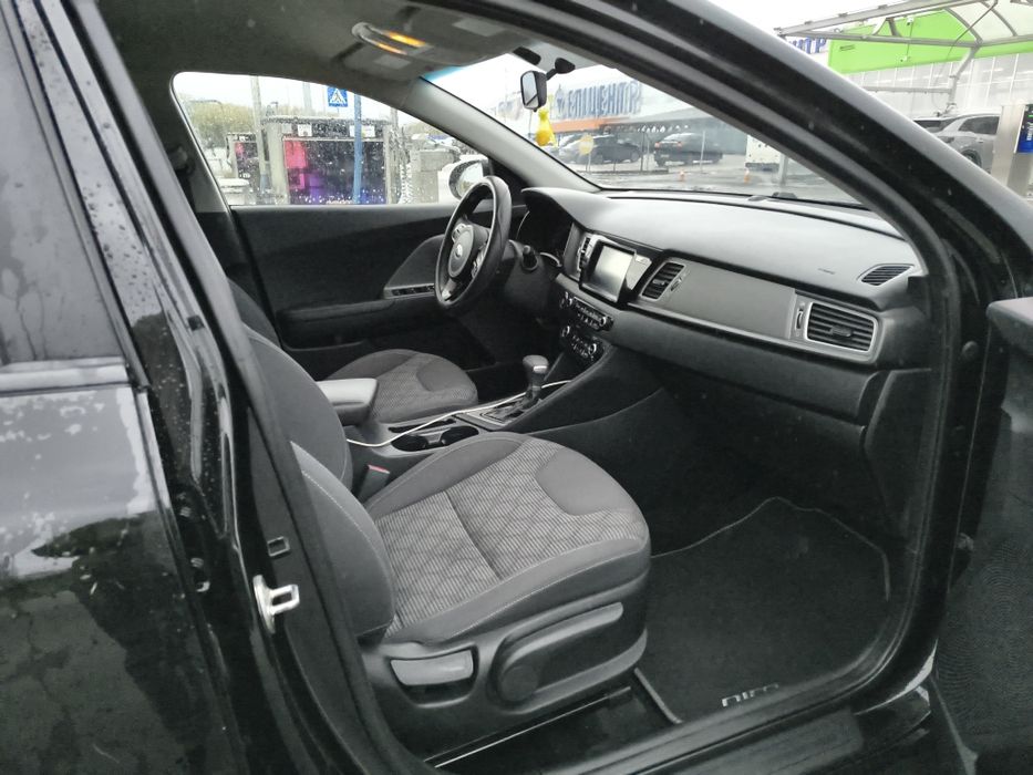 Кіа ніро KIA NIRO