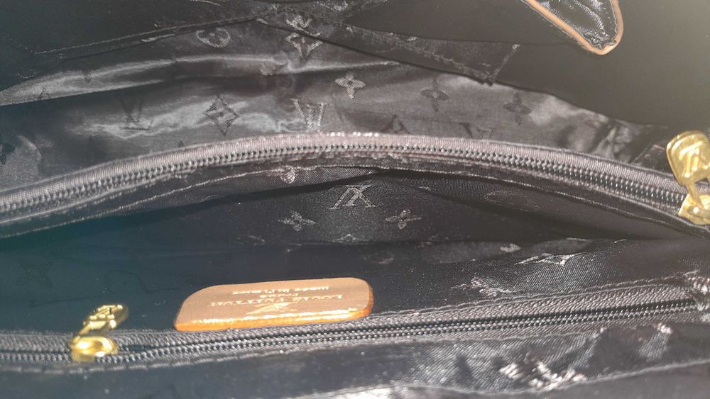 Mala muito versatil para portátil e não só  (grande)