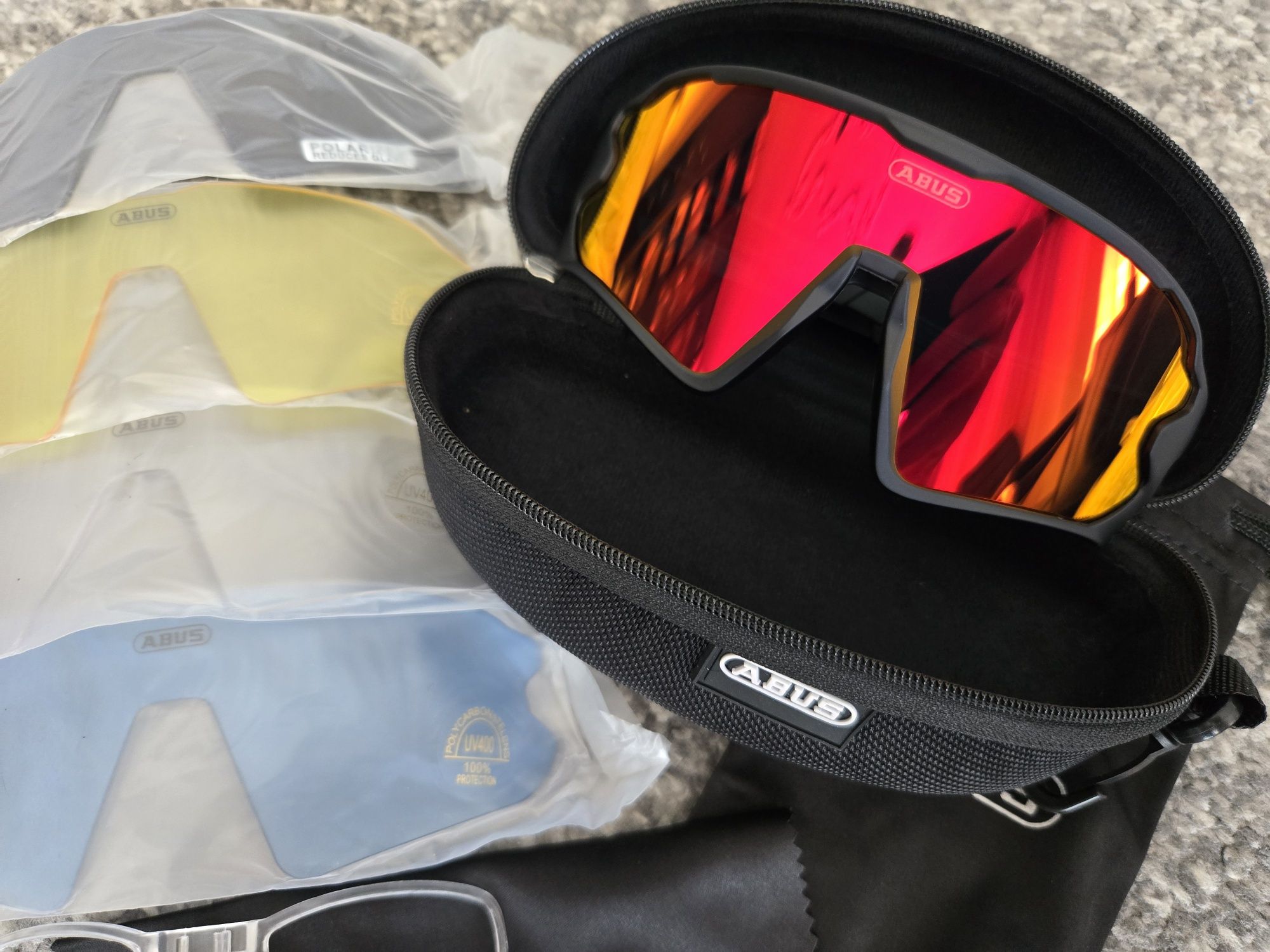 Okulary Abus Sportowe +4 Szkła Z Etui Rowerowe Do Biegania Nowe
