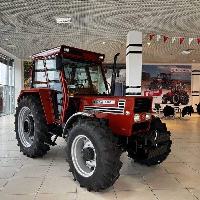 Трактор Tumosan 8005