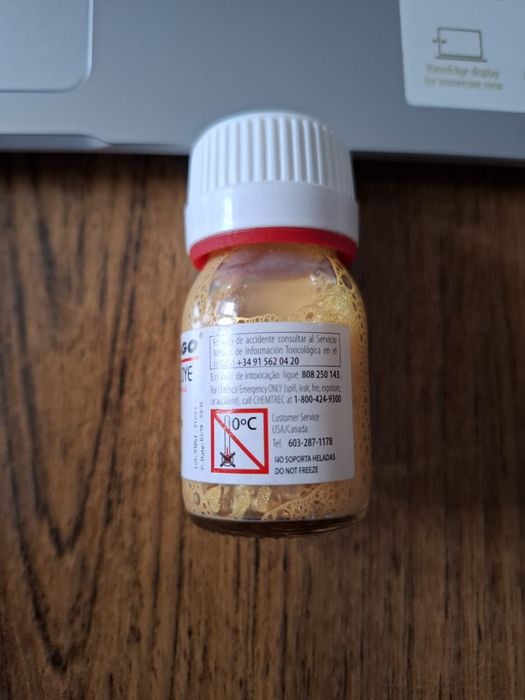Tinta Tarrago pele tecido ou polipele dourada