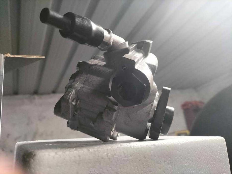 Bomba direção assistida 2.0 tdi nova