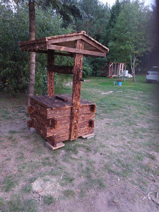 Studnia ozdobna ogrodowa