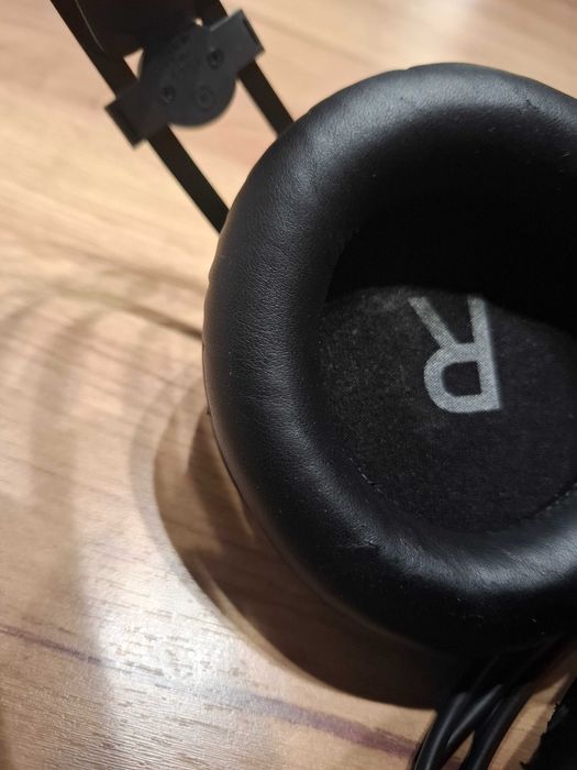 Słuchawki profesjonalne, nauszne AKG K72