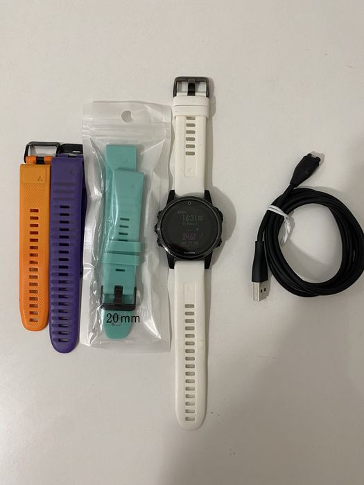 Годинник Fenix Garmin 5S sapphire. Плюс 4 ремешка та зарядка